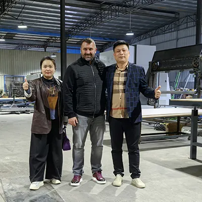 Vitajte bulharských klientov, aby navštívili našu továreň